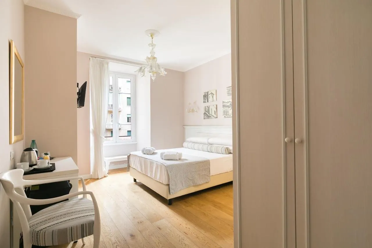 Queen Meg Roma Guest house Rome