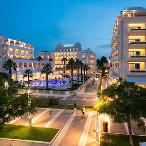 Corallo 4*, Riccione Italie