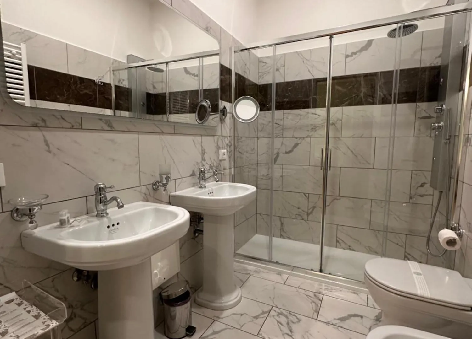 Queen Meg Roma Guest house Rome