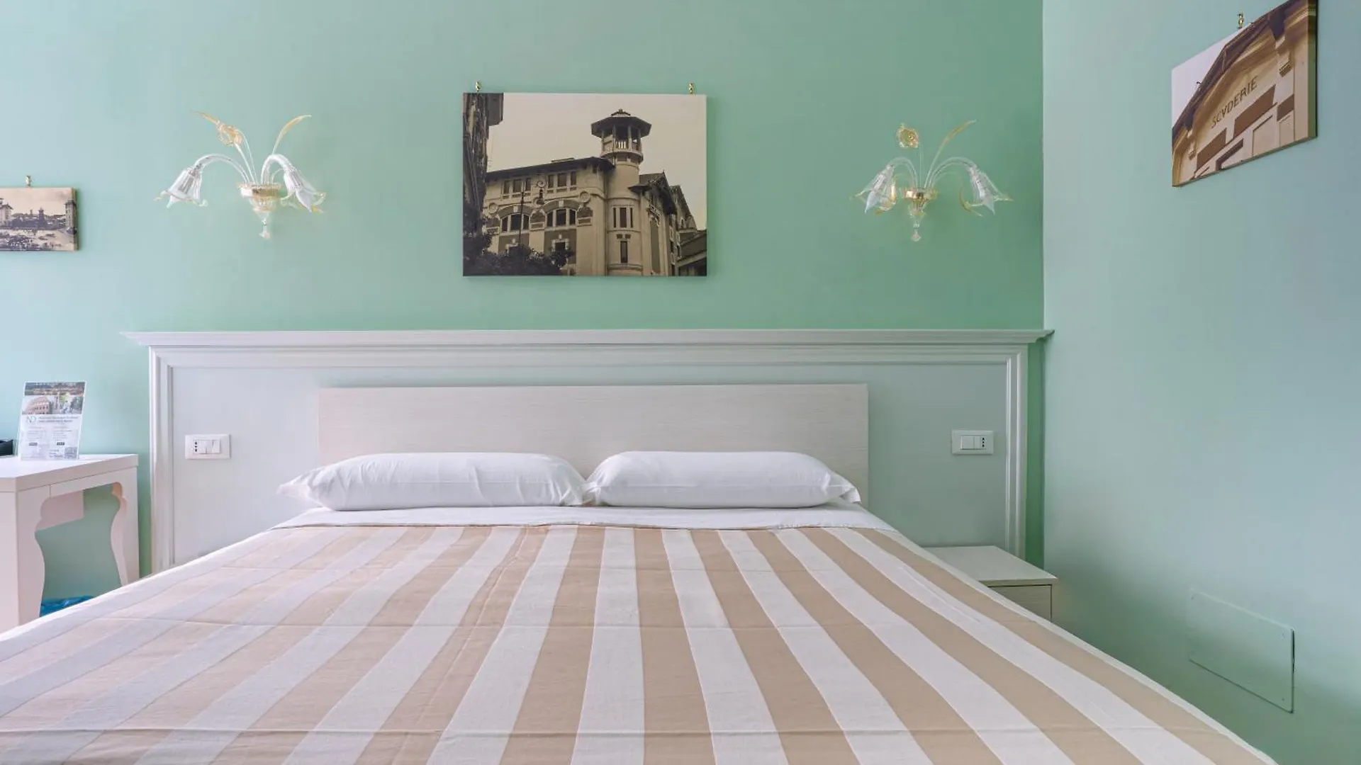 Queen Meg Roma Guest house Rome